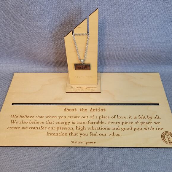 NWT "WILD" USA Made Wood Pendant Necklace Silver Link Chain With Display - Picture 13 of 14